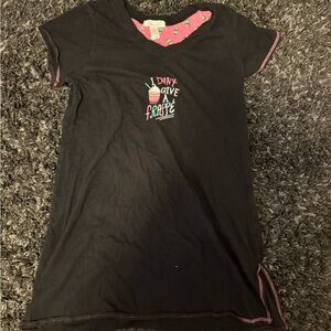 Women’s sleep shirt